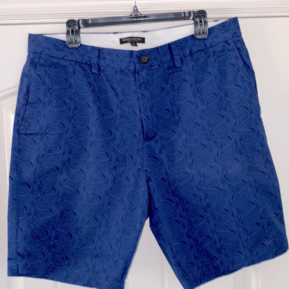 Banana Republic Aiden shorts size 35